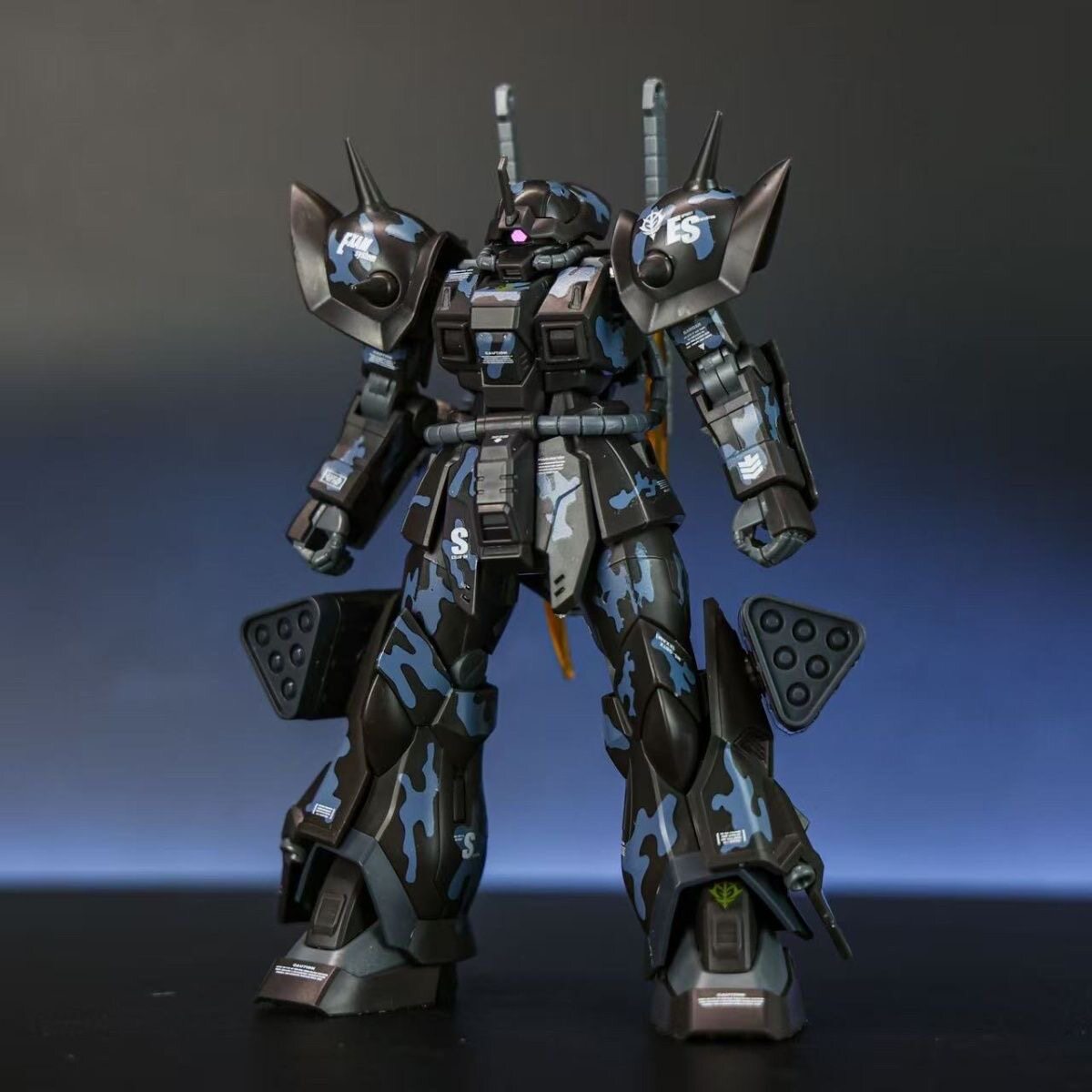 Xingyuanshe HG 1/144 MS-08TX E - Model Kit Zaku บทวิจารณ์และราคา